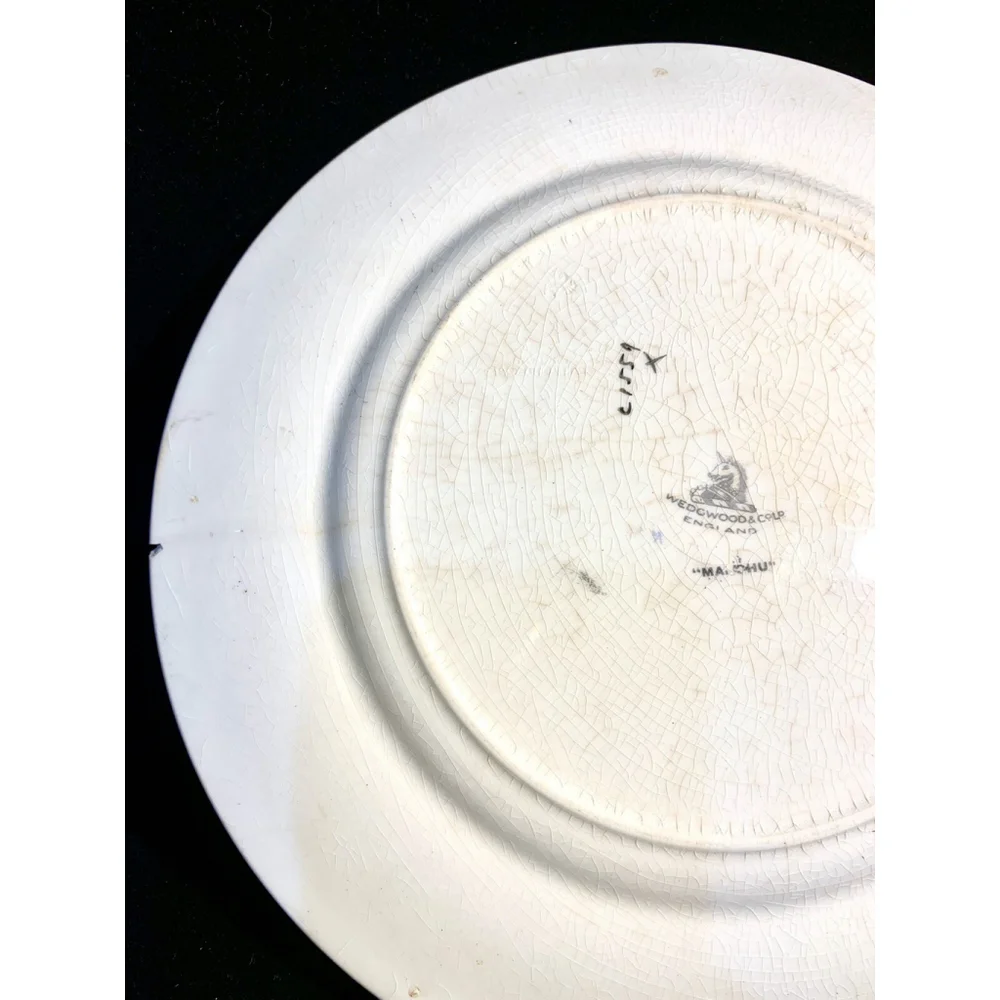 Manchu Wedgwood 10 1/4 Inch‎ Cabinet Plate England Beautiful